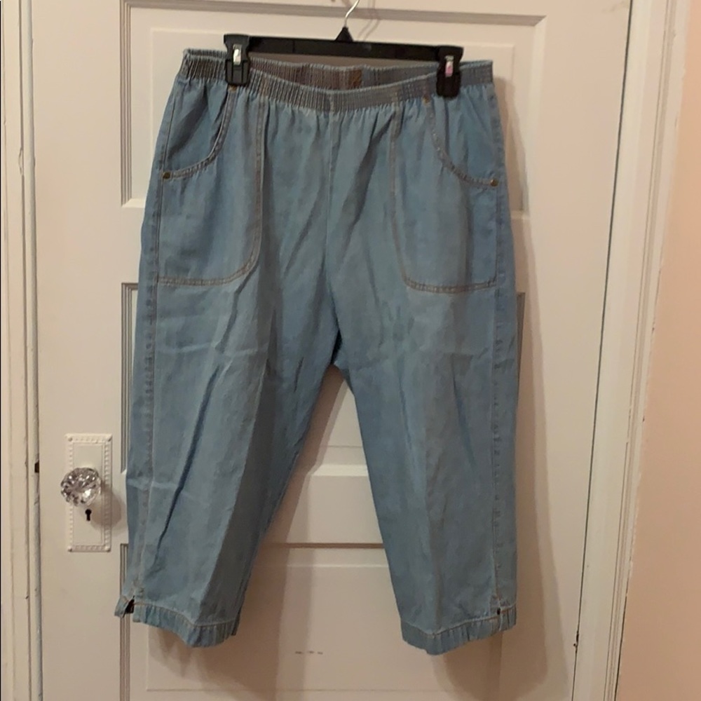 Haband Capri, Size 16P (BIN K)